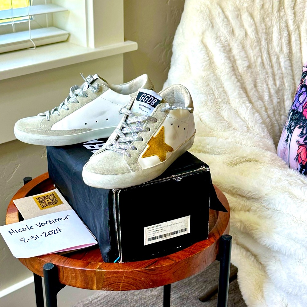 Golden Goose Superstars Size 35